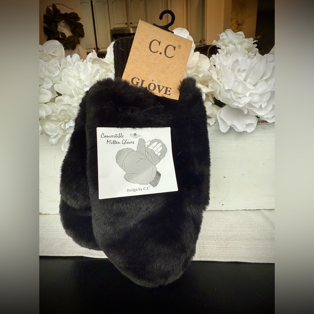 NEW WITH TAG CC Beanie fluffy convertible mittens.
